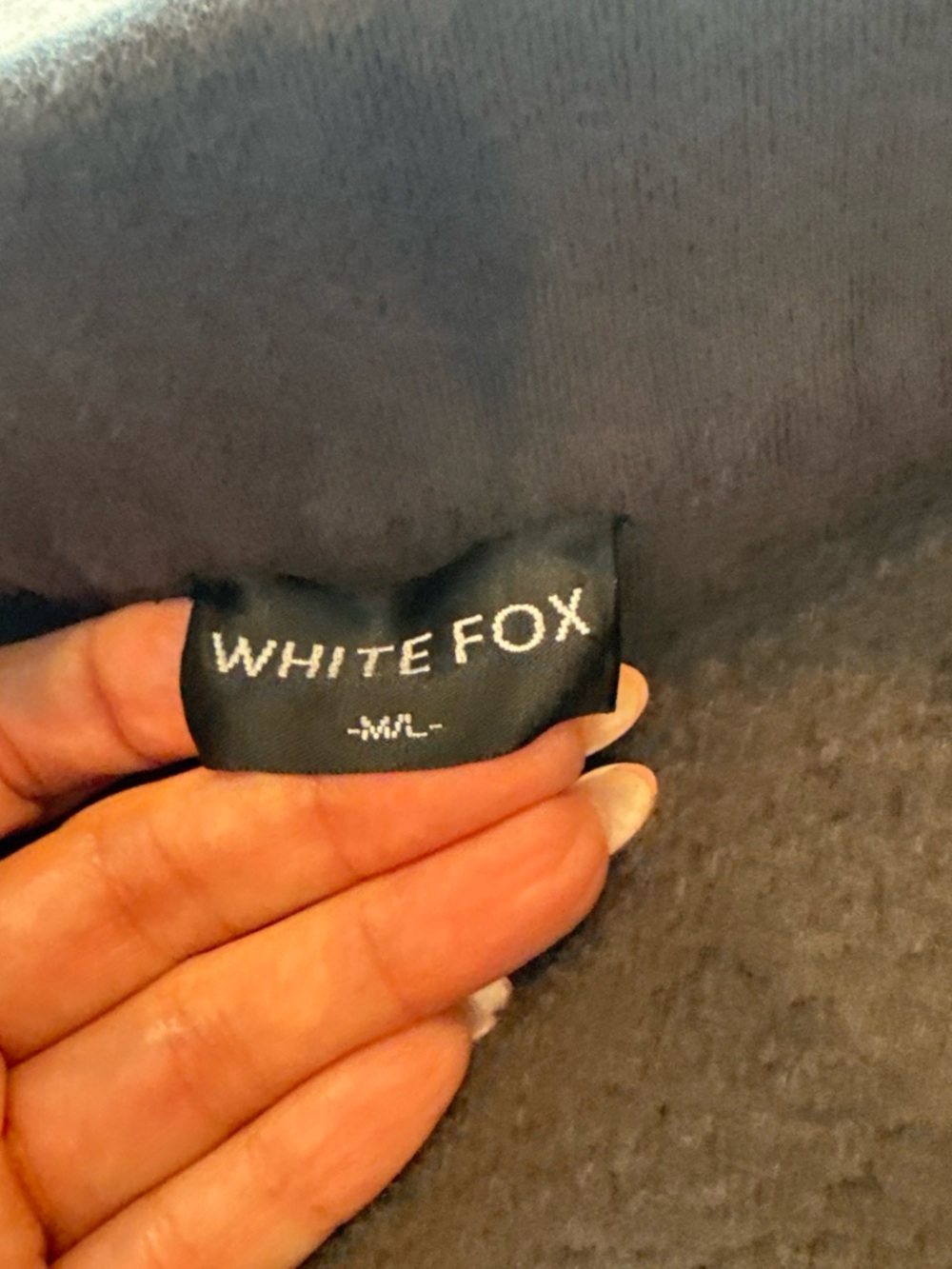 White Fox 1/2 zip sweatshirt - Picture 3 of 3